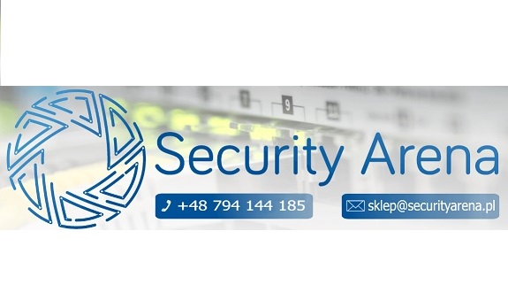 Logo firmy Security Arena z numerem telefonu i adresem e-mail na tle rozmytego sprzętu sieciowego.