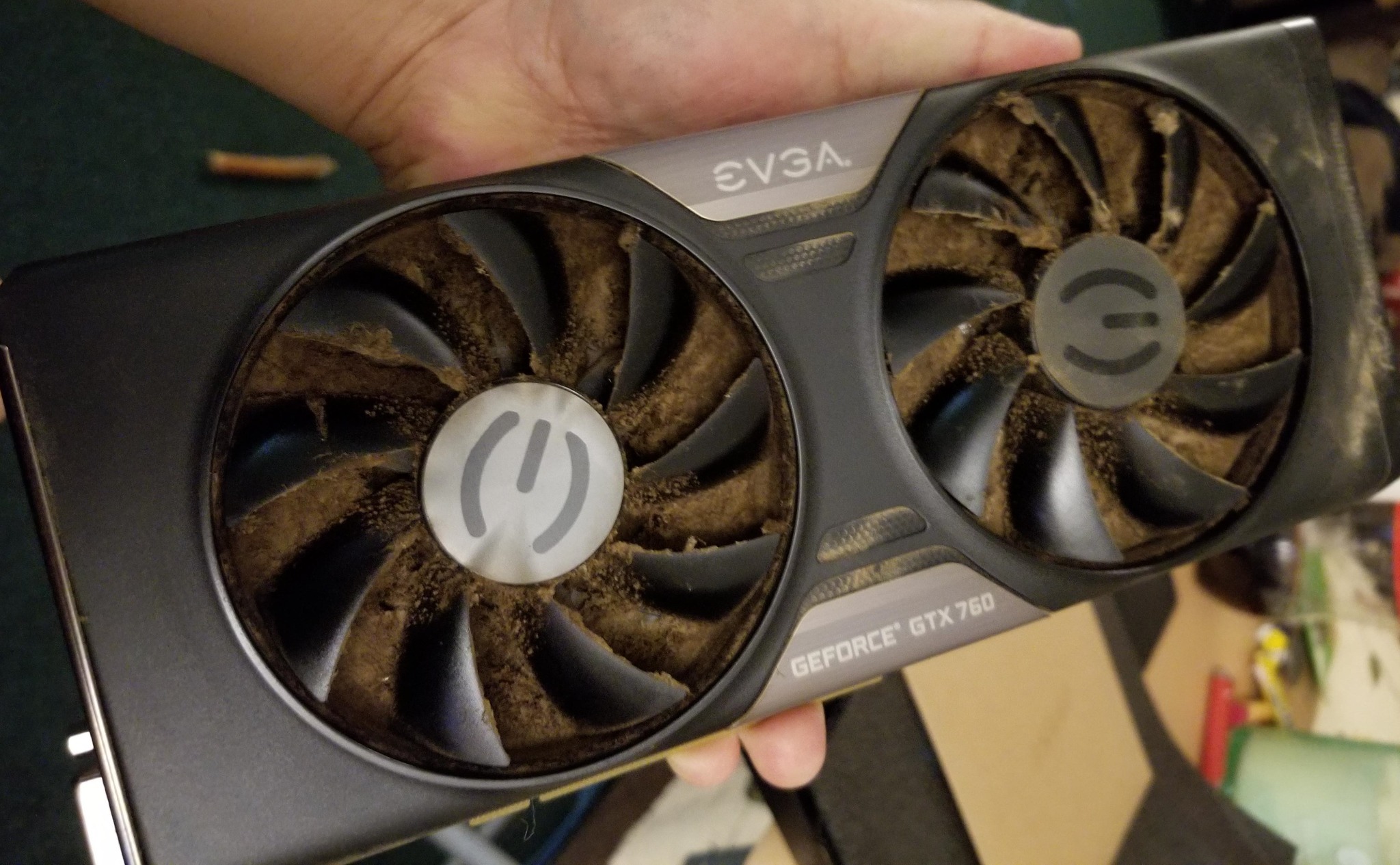 GPU: czyszczenie + serwis chłodzenia = brak throttlingu i stabilne FPS.