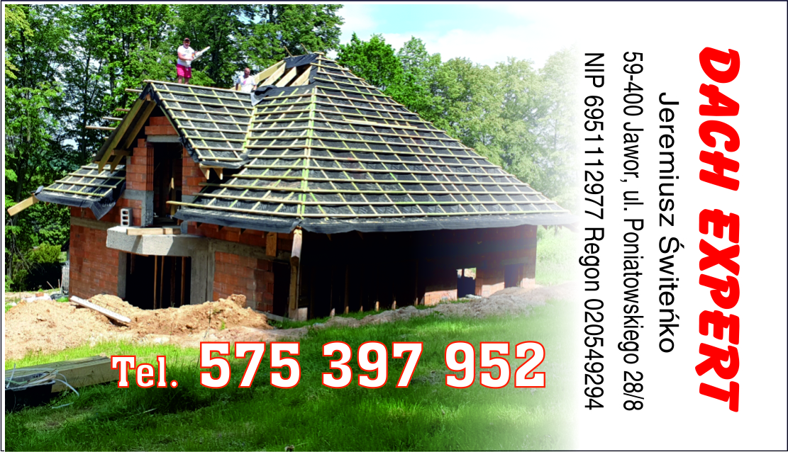 Wizytówka firmy dekarskiej z widokiem na budynek w trakcie budowy dachu, widoczna konstrukcja więźby i membrany dachowej, w tle zieleń drzew.