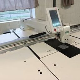 CNC -automat o dużym polu szycia 200/100