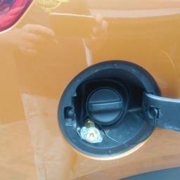 Wlew gazu LPG przy wlewie Pb