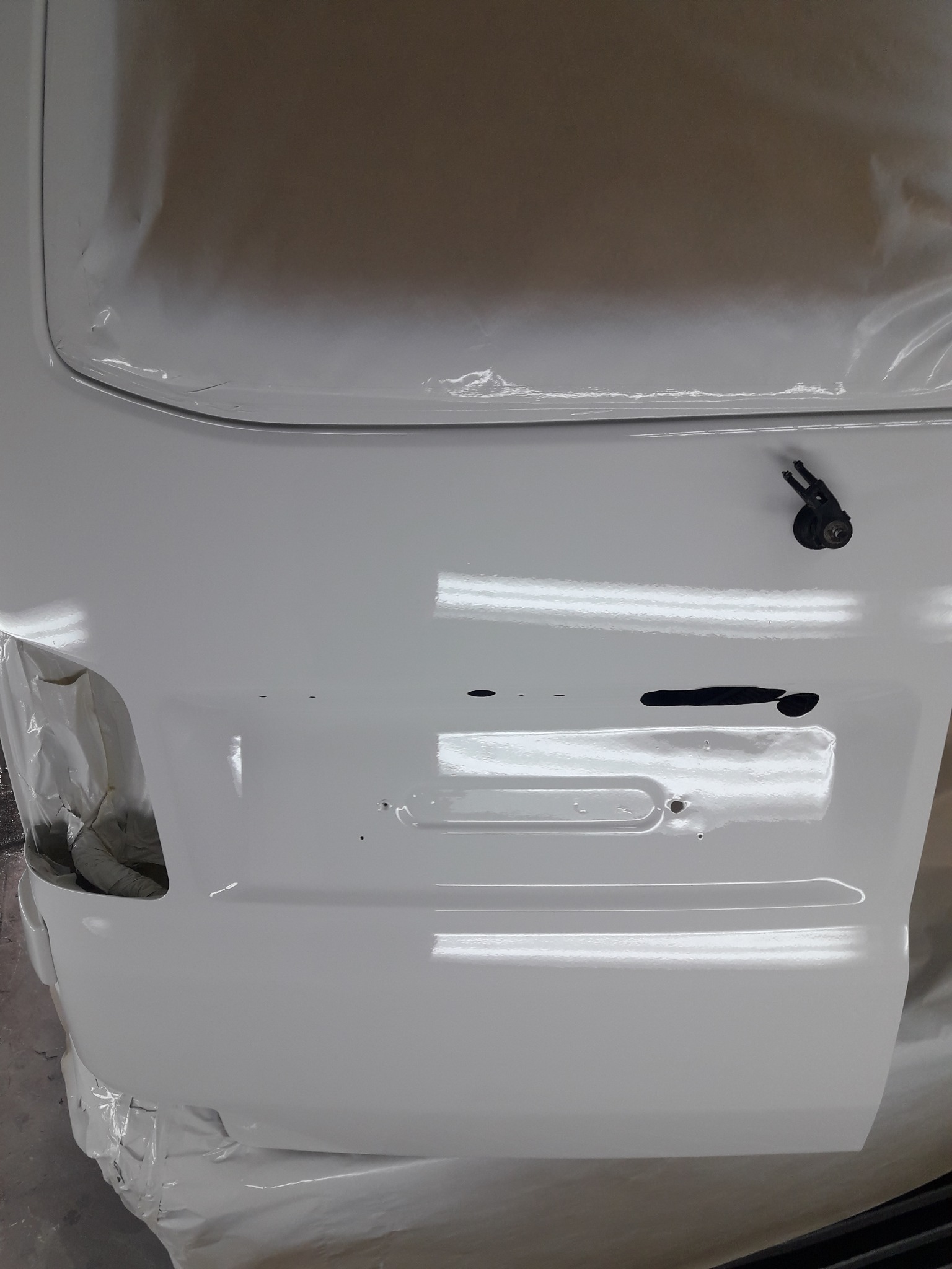 Lakierowanie renowacyjne po usunięciu ognisk korozji