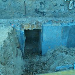 Usługi Inżyniersko - Budowlane Paweł Sobiech - Podbicia fundamentów. Politechnika Warszawska 2014 r..