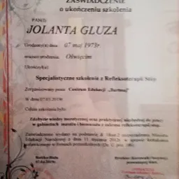 Skan zaświadczenia o ukończeniu specjalistycznego szkolenia z refleksoterapii stóp, wydanego przez Centrum Edukacji Bartmaj dla Jolanty Gluzy.