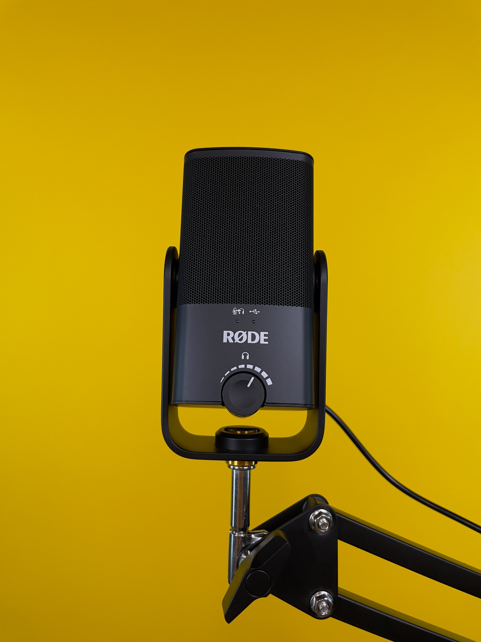 Studio nagrań w Krakowie - profesjonalna jakość dźwięku dzięki mikrofonom studyjnym RODE