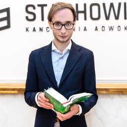 prawnik Piotr Pawłowski