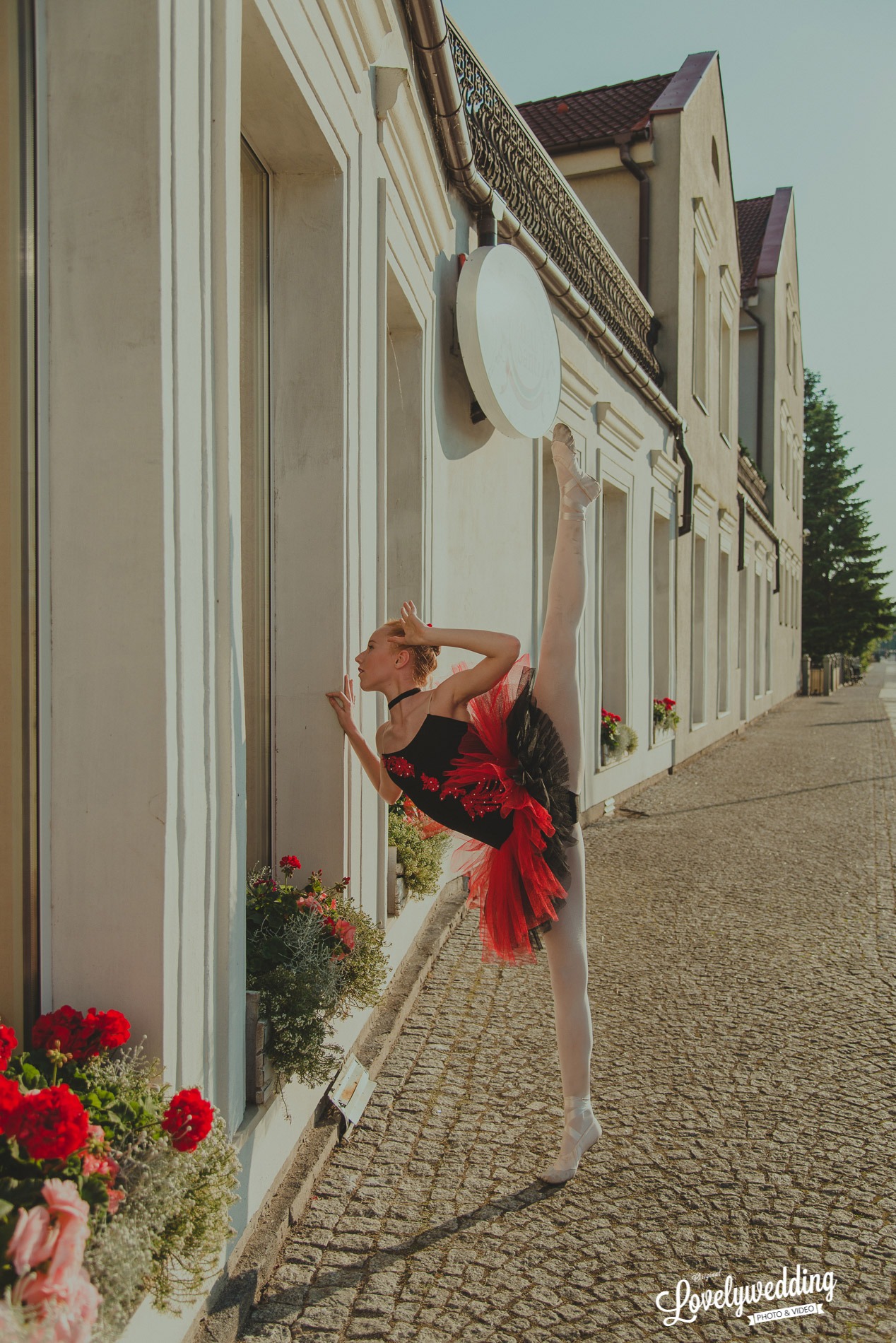 Studio tańca Rytmix prowadzi naukę baletu dla dzieci.