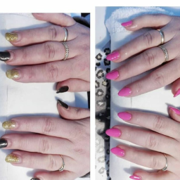 Manicure & Pedicure Warszawa - Dwie pary dłoni z pomalowanymi paznokciami: po lewej złoto-czarne, po prawej różowe, każda dłoń z dwoma pierścionkami, ułożone na białym i wzorzystym tle.