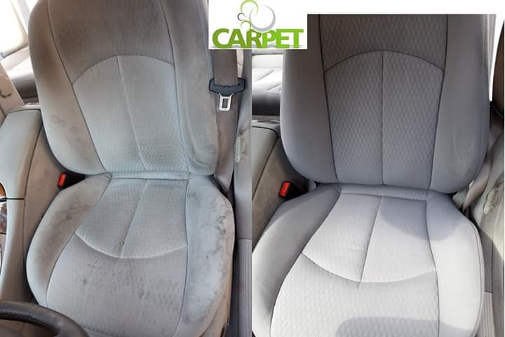 Porównanie fotela samochodowego przed i po czyszczeniu, widoczne plamy i zabrudzenia na lewym fotelu oraz czysty, odświeżony fotel po prawej stronie.