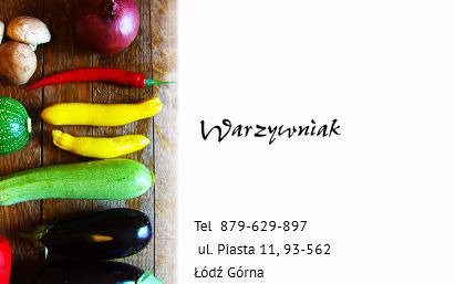 Wizytówka warzywniaka z kompozycją świeżych warzyw na drewnianym tle po lewej stronie, nazwa 'Warzywniak' i dane kontaktowe po prawej.