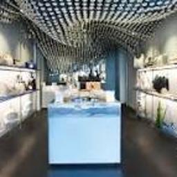 Sklep wykonany z recyklingu i ściany drukowane na drukarce 3D
Pierwszy na świecie sklep w 100%z recyklingu dla firmy Bottletop