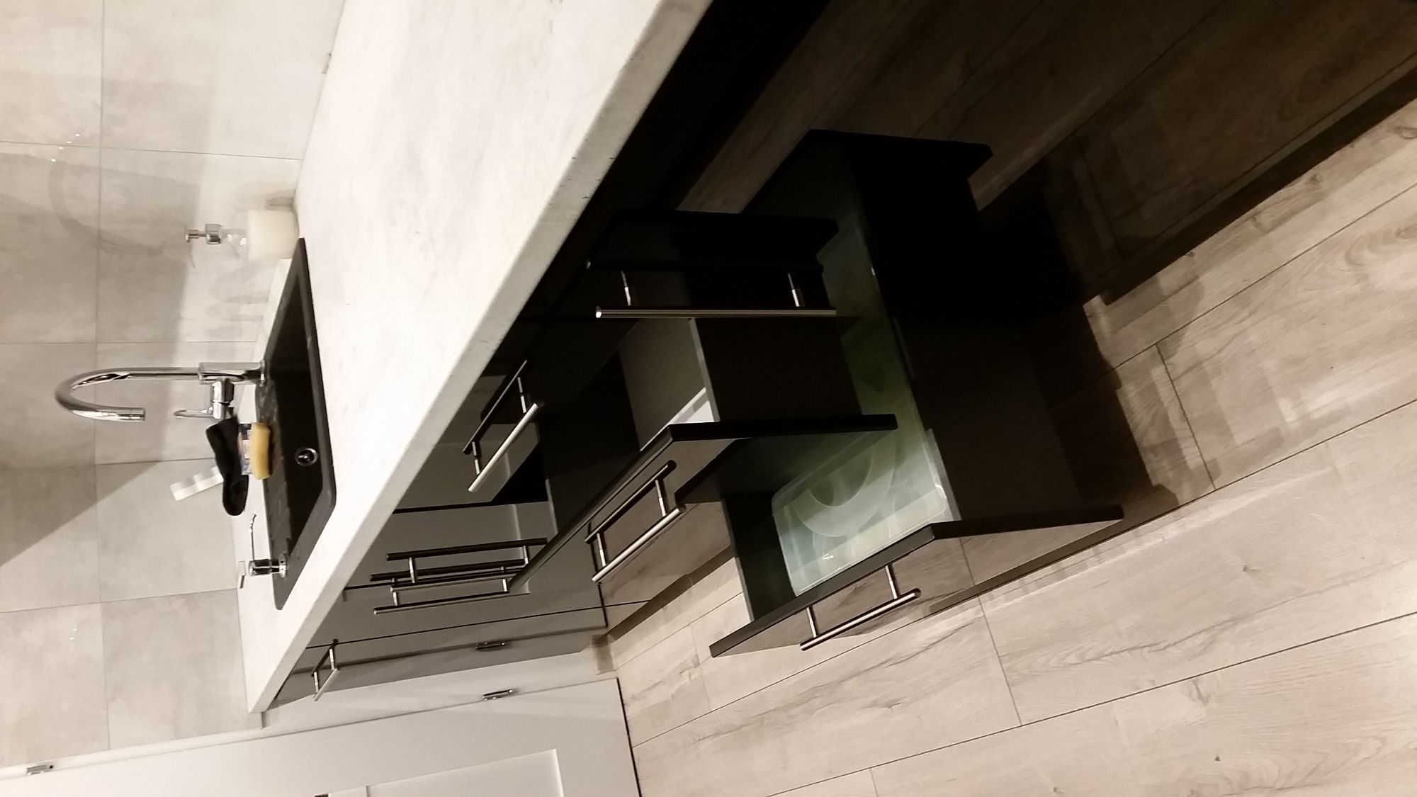 Czerń zawsze w modzie.