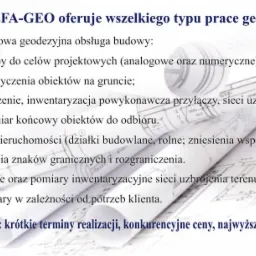 Tekst reklamowy firmy ALFA-GEO z listą oferowanych prac geodezyjnych na tle zwojów planów architektonicznych.