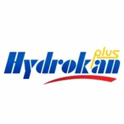 Logo firmy Hydrokan Plus z niebieskim napisem Hydrokan i żółto-czerwonym dopiskiem Plus na białym tle.