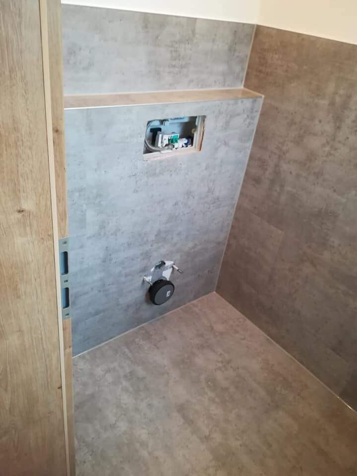 Toaleta. Plyta winylowa