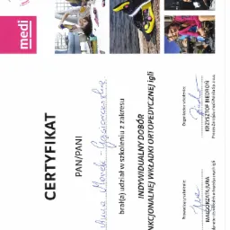 Certyfikat ukończenia szkolenia z indywidualnego doboru funkcjonalnej wkładki ortopedycznej marki Igli, z podpisami organizatora i prowadzącego szkolenie.