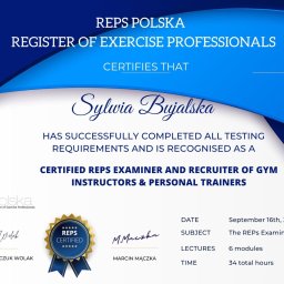 1 z 24 osób w Polsce, certyfikowana do przeprowadzania egzaminów dla Trenerów Personalnych i Instruktorów siłowni z międzynarodową akreddytacją REPs.