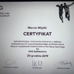 Twoje dane i rozmowa ze mną, to tajemnica zawodowa.