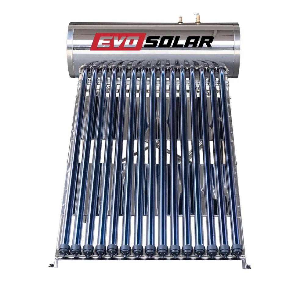 Kolektor słoneczny próżniowy EVO SOLAR z rzędem szklanych rur, widok z przodu na białym tle. Srebrny zbiornik z logo EVO SOLAR na górze.