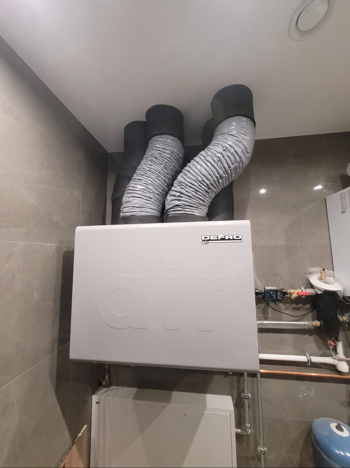 Rekuperator Defro DRX 400V E z odzyskiem wilgoci