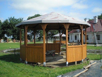 Altana drewniana 10 kątna z podbitką