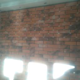 Jedna z robót( pokoju)
Ściana z imitacja cegły oraz zabudowa z płyty G-k wraz z oświetleniem CZ1.
