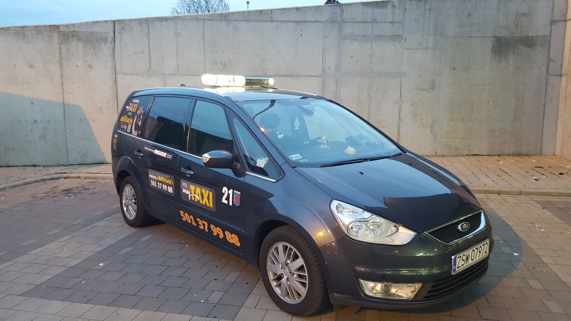 Bus do 6 osób krajowe i zagraniczne transfery