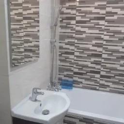 Remont łazienki w bloku,instalacje,glazura.