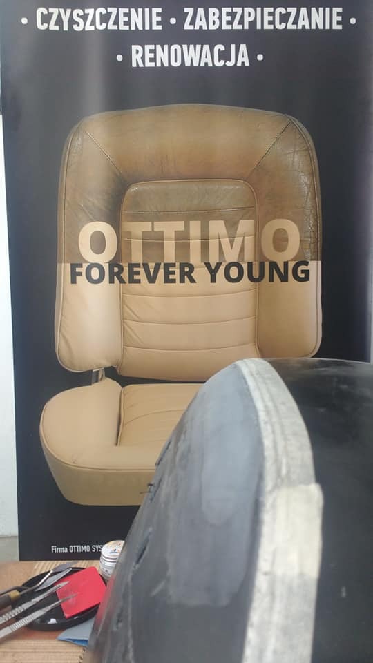 Naprawa kufra motocyklowego (2)