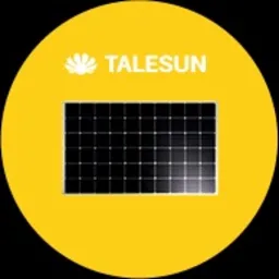 Panel słoneczny marki Talesun na żółtym okrągłym tle.