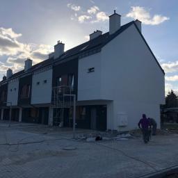 Rjmpleksowa budowa dachu.