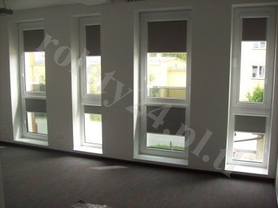 Klasyczne rolety w kasecie i prowadnicach