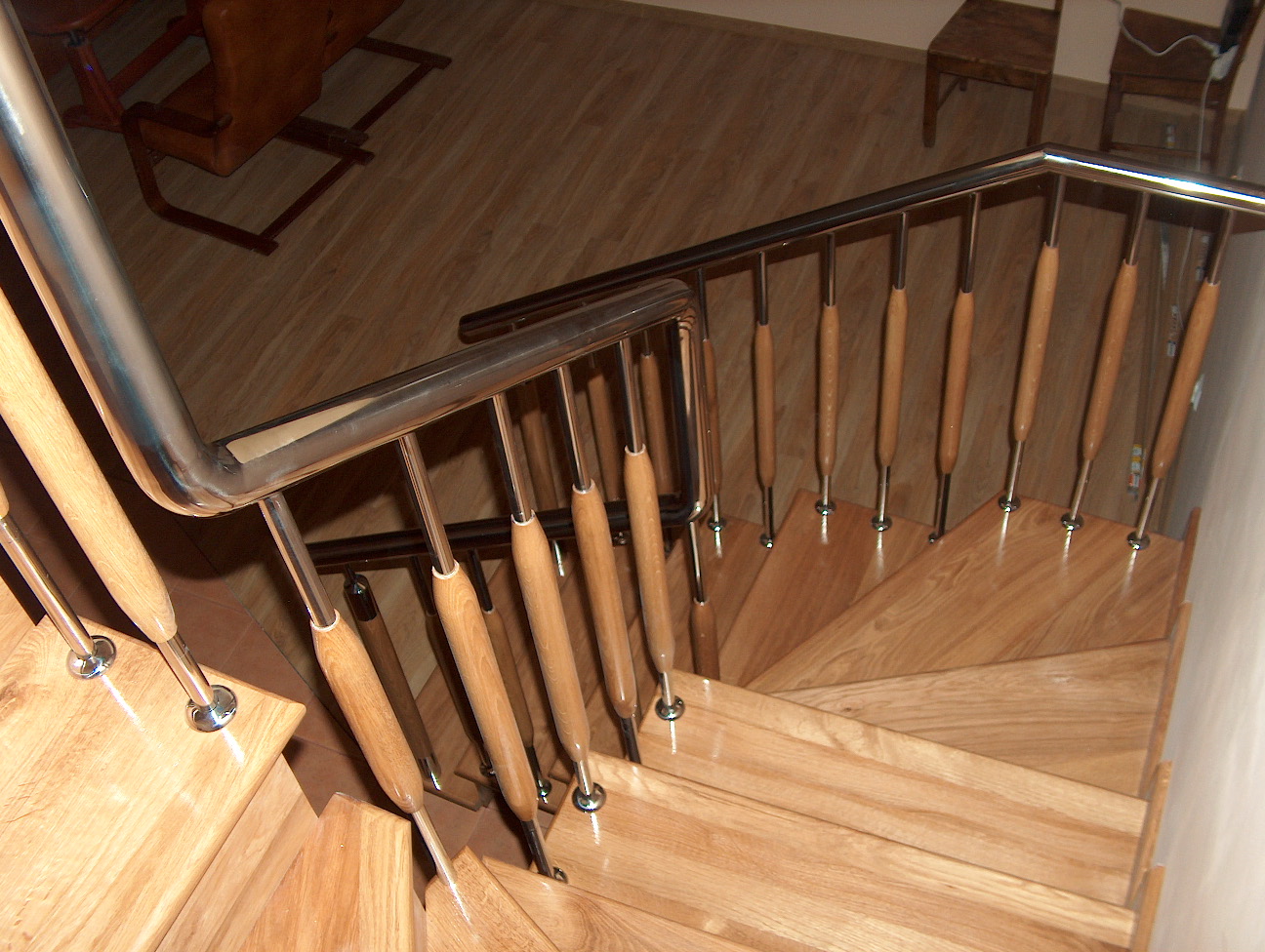 Wykonam Schody z Debu