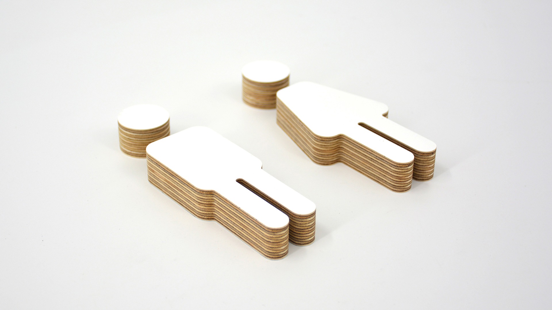 Frezowanie CNC sklejki laminowanej