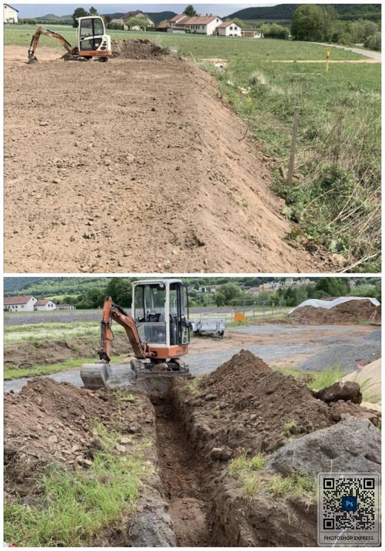 Dwa ujęcia: wyrównywanie terenu i wykop rowu pod instalacje. Mini koparka w akcji, ziemia, trawa, w tle zabudowa mieszkalna. Prace ziemne.