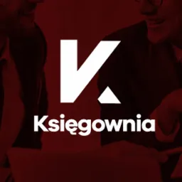 Logo firmy księgowej z dwoma uśmiechniętymi mężczyznami w garniturach w tle, wskazującymi na laptopa.