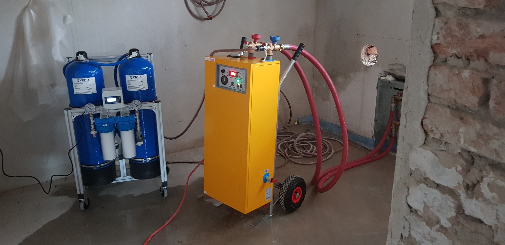 Awaryjna mobilna kotłownia oraz stacja do demineralizacji wody