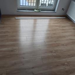 Układanie paneli Wrocław 3