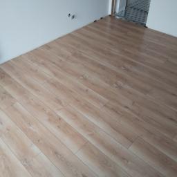 Układanie paneli Wrocław 4