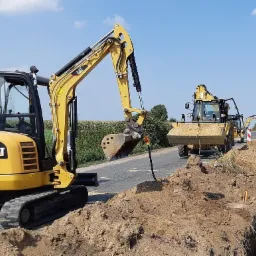 minikoparka, koparko-ładowarka