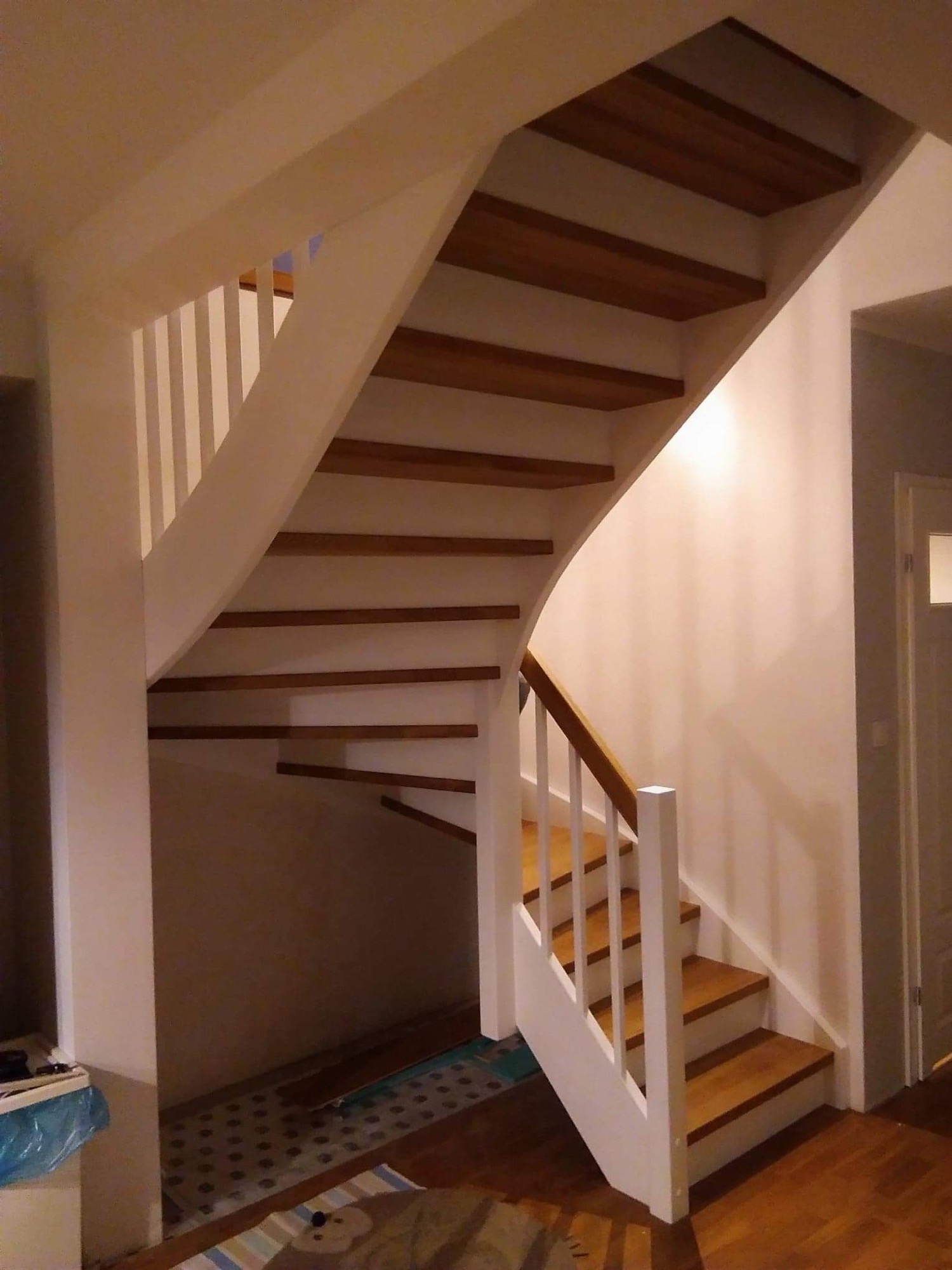 Schody samonośne wstydu skandynawskim