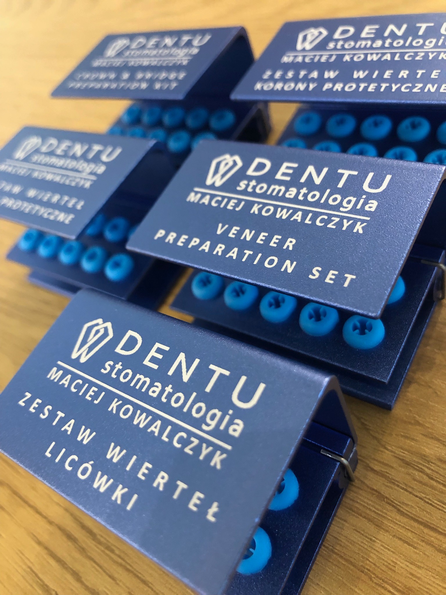 Znakowanie etui do wierteł dentystycznych
