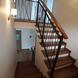 Schody drewniane Międzybrodzie Bialskie 4