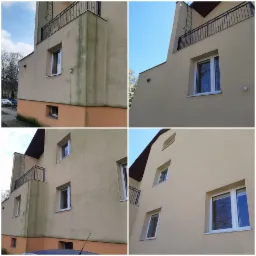 Porównanie stanu elewacji budynku przed i po czyszczeniu. Lewa strona: zabrudzona elewacja z widocznymi zaciekami i zielonym nalotem. Prawa strona: odnowiona, czysta elewacja w jasnym odcieniu beżu.