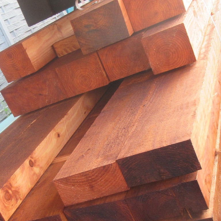 Kantówka drewniana cięta pod wymiar klient.