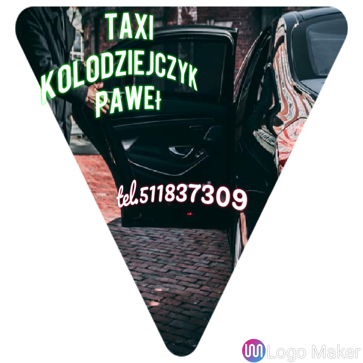 Grafika reklamowa taksówki z otwartymi drzwiami, numerem telefonu i nazwiskiem kierowcy.