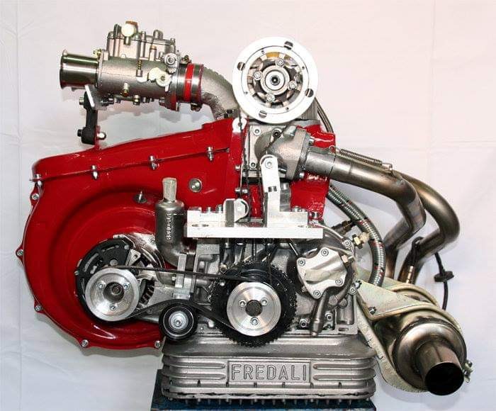 Naprawy silników aut zabytkowych i nie tylko.