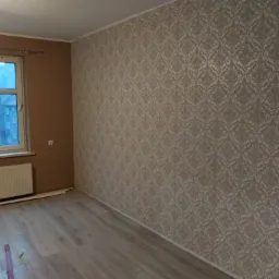 Tapetowanie, panele podłogowe