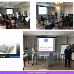 Prezentacja dotycząca zmian prawnych 'Nowy Ład' podczas szkolenia dla przedsiębiorców, z prelegentami i publicznością w eleganckiej sali konferencyjnej.