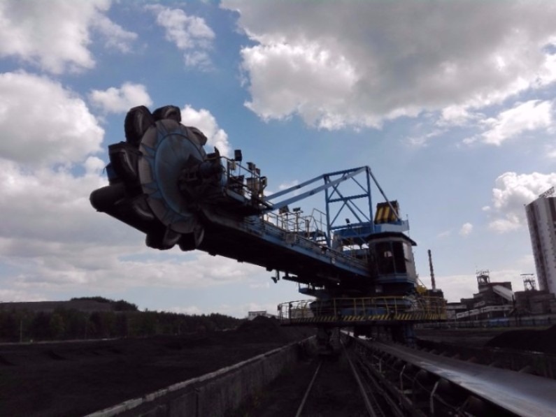 Montaż ładoworko-zwałowarki.